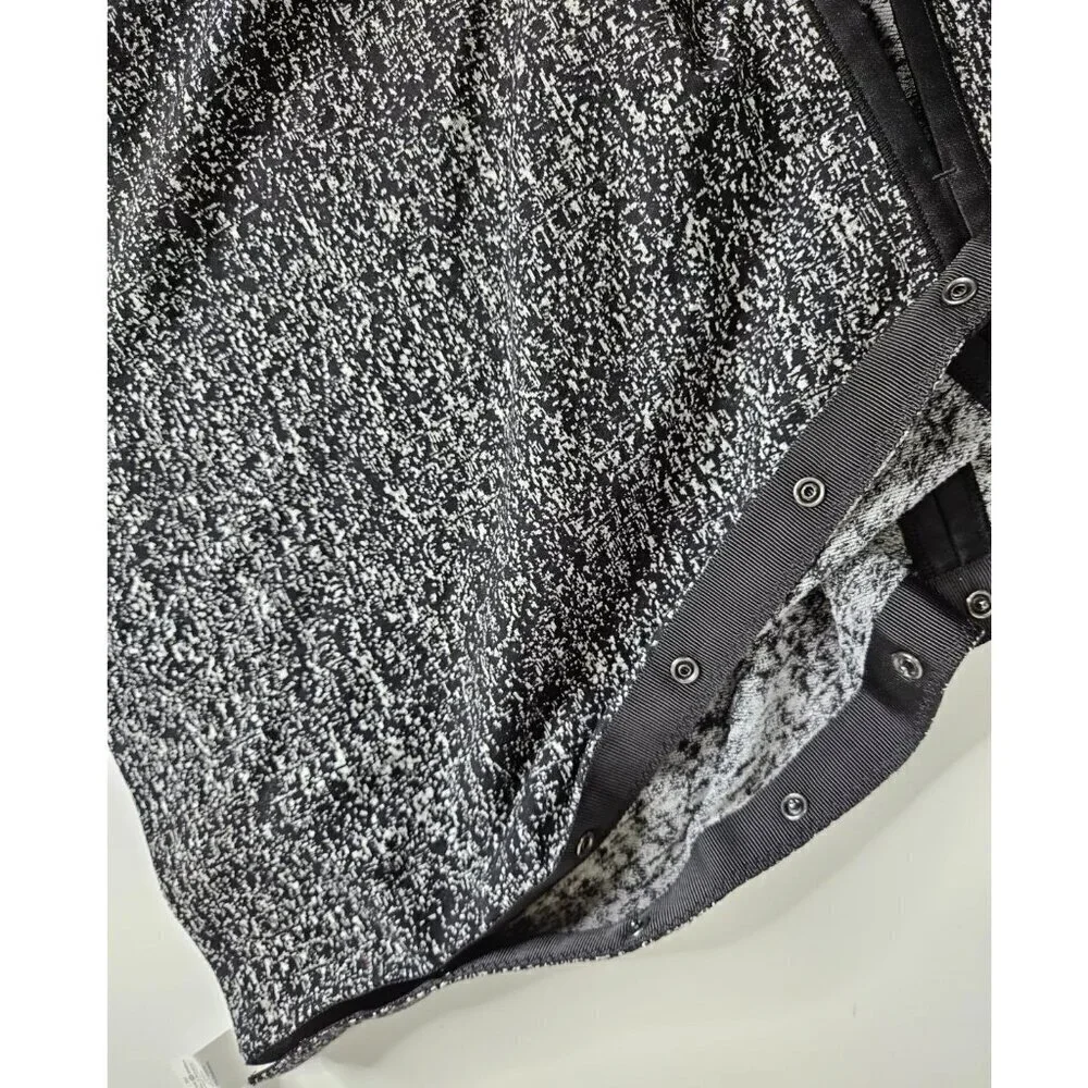 NWOT Lululemon Vinyasa Wrap Scarf Black White Print One Size Convertible